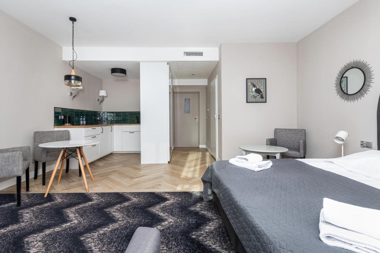 Aparthotel Etna Kołobrzeg Exteriör bild