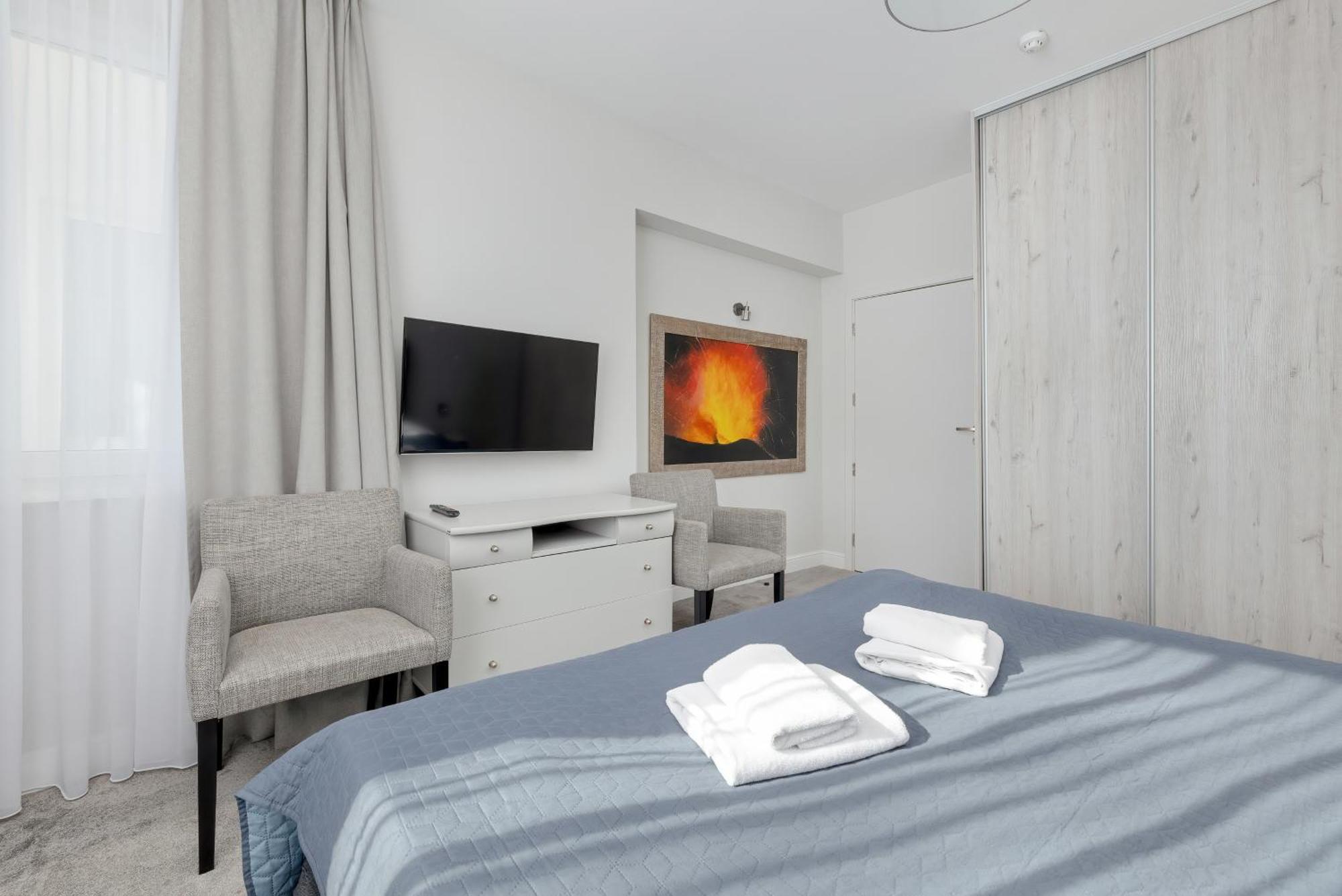 Aparthotel Etna Kołobrzeg Exteriör bild