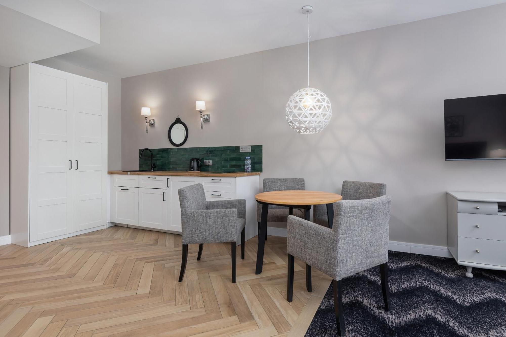 Aparthotel Etna Kołobrzeg Rum bild