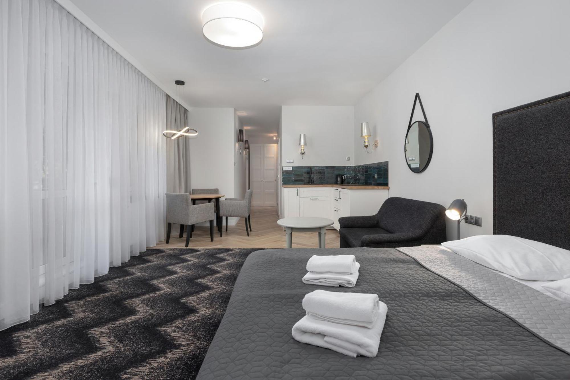 Aparthotel Etna Kołobrzeg Rum bild
